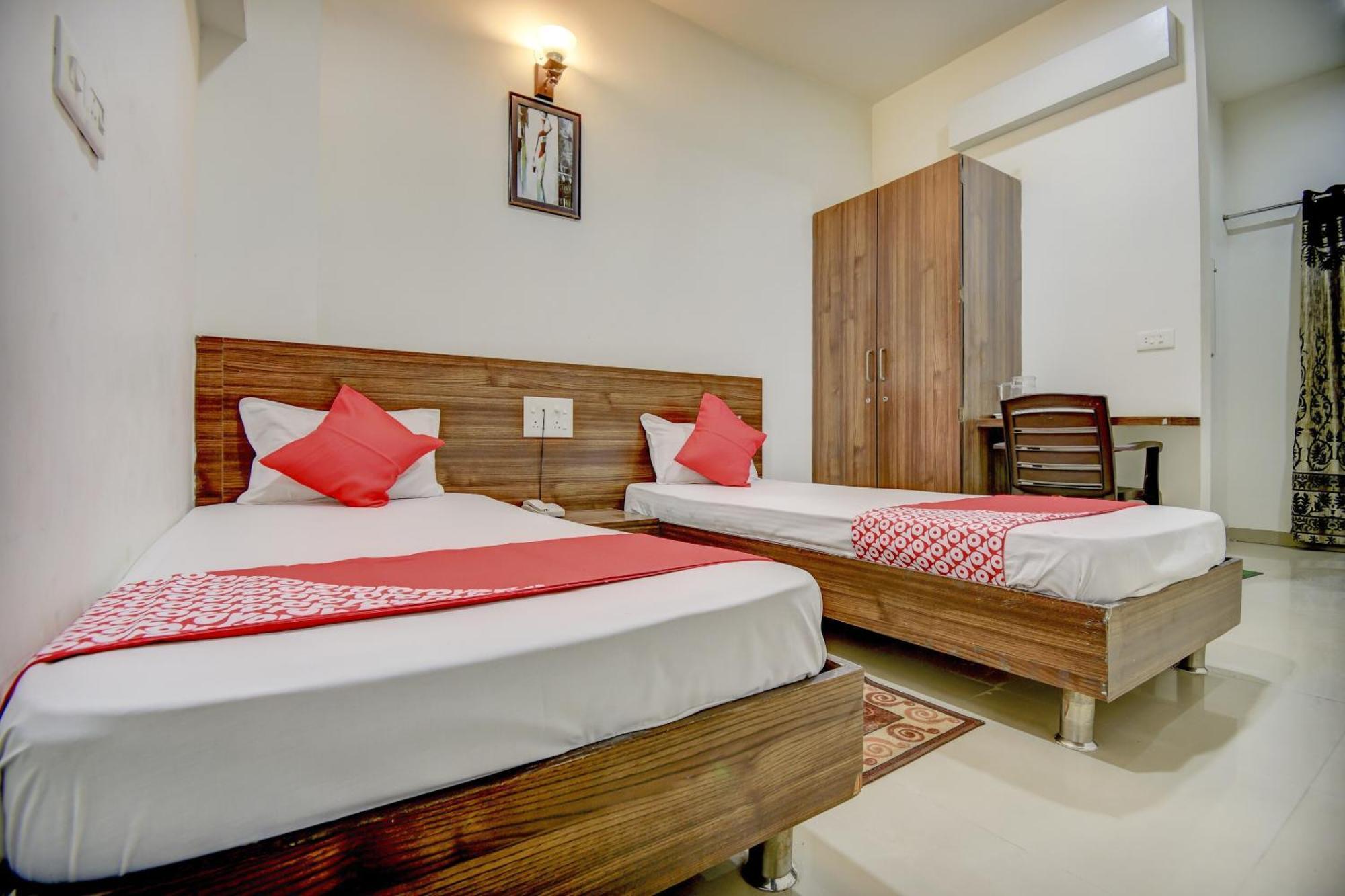 Hotel O Plus Corporate One Khapa  Exterior foto