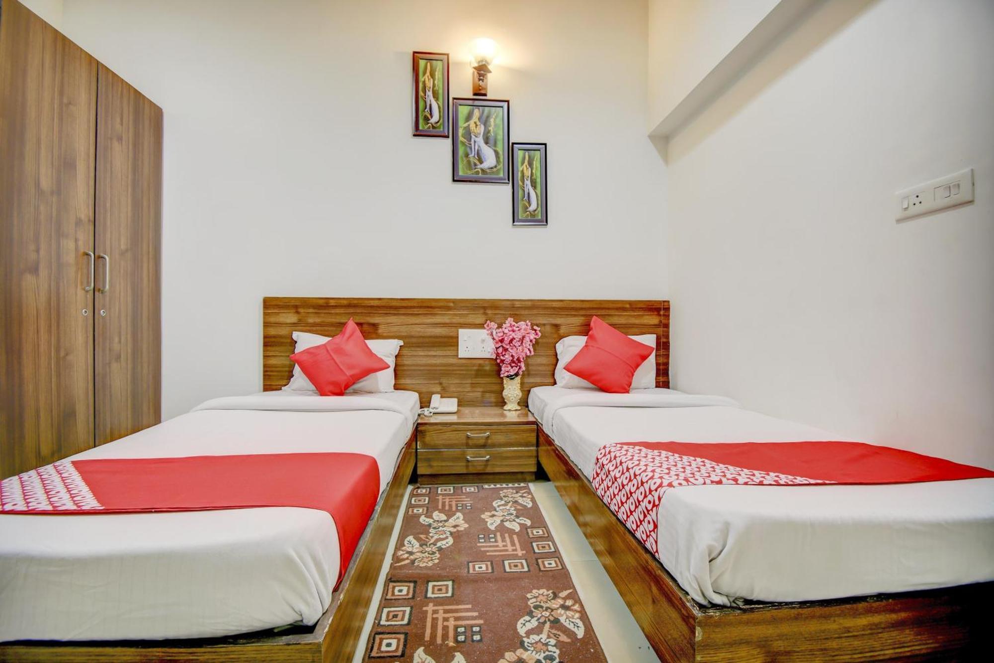 Hotel O Plus Corporate One Khapa  Exterior foto