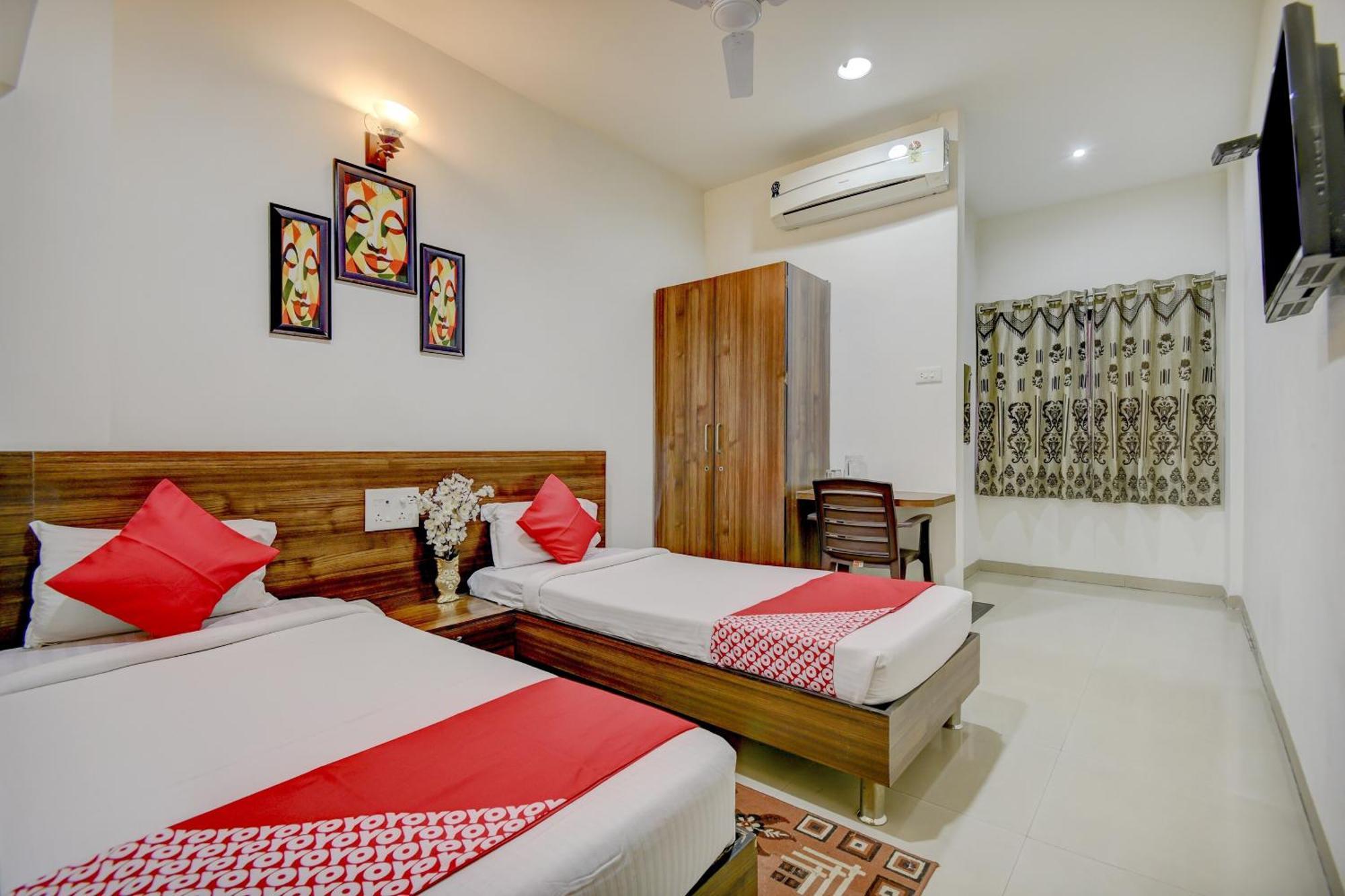 Hotel O Plus Corporate One Khapa  Exterior foto